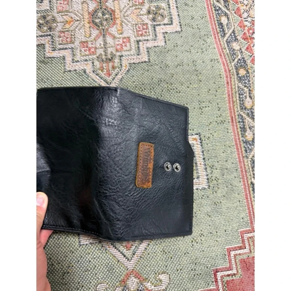 Wrangler Black Faux Leather Bifold Wallet with Snap Closure and Coin Pocket
